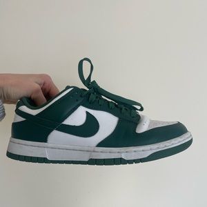 Nike Dunk Lows | M Sz 7.5 (W sz 9) | Michigan State Colorway